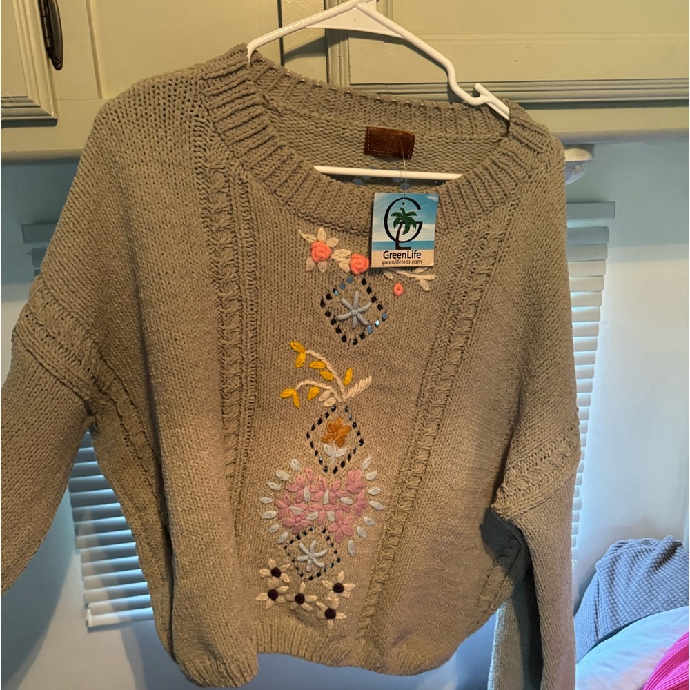 Boutique sweatshirt